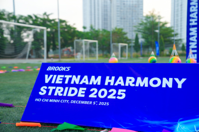 Foto Brooks Vietnam Harmony Stride 2025