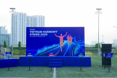 Foto Brooks Vietnam Harmony Stride 2025