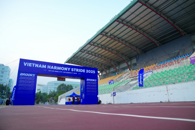 Foto Brooks Vietnam Harmony Stride 2025