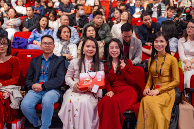 TALKSHOW #5 - TINH HOA LÃNH ĐẠO PHƯƠNG ĐÔNG 14.12.2025 | CEO TỈNH THỨC 照片
