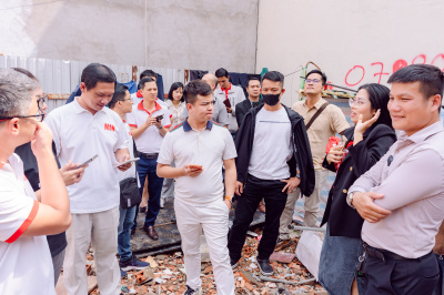 Foto ĐI THỰC TẾ HỒ CHÍ MINH