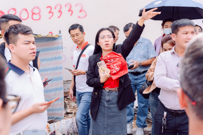 Foto ĐI THỰC TẾ HỒ CHÍ MINH