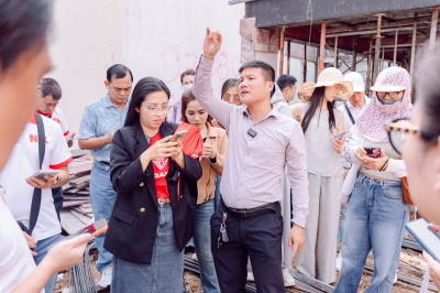 Foto ĐI THỰC TẾ HỒ CHÍ MINH