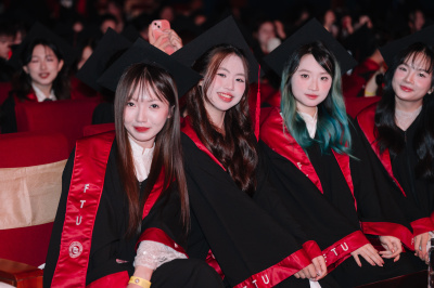 LỄ TRAO BẰNG TỐT NGHIỆP TRƯỜNG ĐẠI HỌC NGOẠI THƯƠNG THÁNG 04-2026 照片