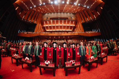 LỄ TRAO BẰNG TỐT NGHIỆP TRƯỜNG ĐẠI HỌC NGOẠI THƯƠNG THÁNG 04-2026 照片