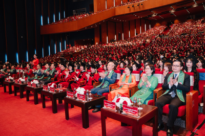 LỄ TRAO BẰNG TỐT NGHIỆP TRƯỜNG ĐẠI HỌC NGOẠI THƯƠNG THÁNG 04-2026 照片