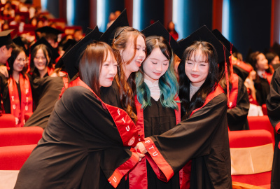 LỄ TRAO BẰNG TỐT NGHIỆP TRƯỜNG ĐẠI HỌC NGOẠI THƯƠNG THÁNG 04-2026 照片