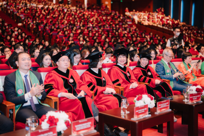 LỄ TRAO BẰNG TỐT NGHIỆP TRƯỜNG ĐẠI HỌC NGOẠI THƯƠNG THÁNG 04-2026 照片