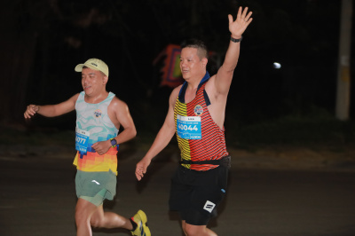 Foto VIA LIFE RUN MARATHON - SẦM SƠN BIỂN XANH 2026