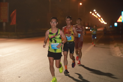 Foto VIA LIFE RUN MARATHON - SẦM SƠN BIỂN XANH 2026
