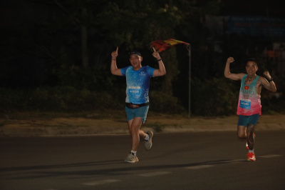 Foto VIA LIFE RUN MARATHON - SẦM SƠN BIỂN XANH 2026