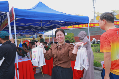 Thanh Hóa - Giải chạy phong trào chung một quyết tâm xây dựng xã, phường không ma tuýの写真