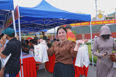 Thanh Hóa - Giải chạy phong trào chung một quyết tâm xây dựng xã, phường không ma tuýの写真