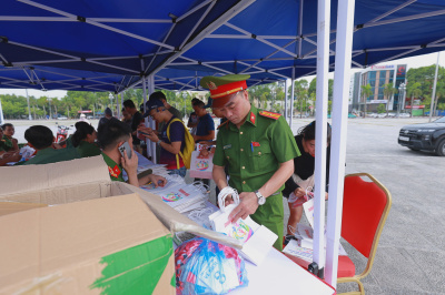 Thanh Hóa - Giải chạy phong trào chung một quyết tâm xây dựng xã, phường không ma tuýの写真
