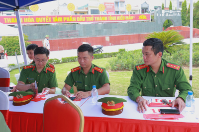 Thanh Hóa - Giải chạy phong trào chung một quyết tâm xây dựng xã, phường không ma tuýの写真