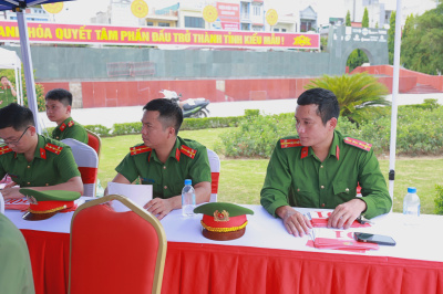 Thanh Hóa - Giải chạy phong trào chung một quyết tâm xây dựng xã, phường không ma tuýの写真
