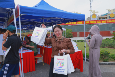 Thanh Hóa - Giải chạy phong trào chung một quyết tâm xây dựng xã, phường không ma tuýの写真